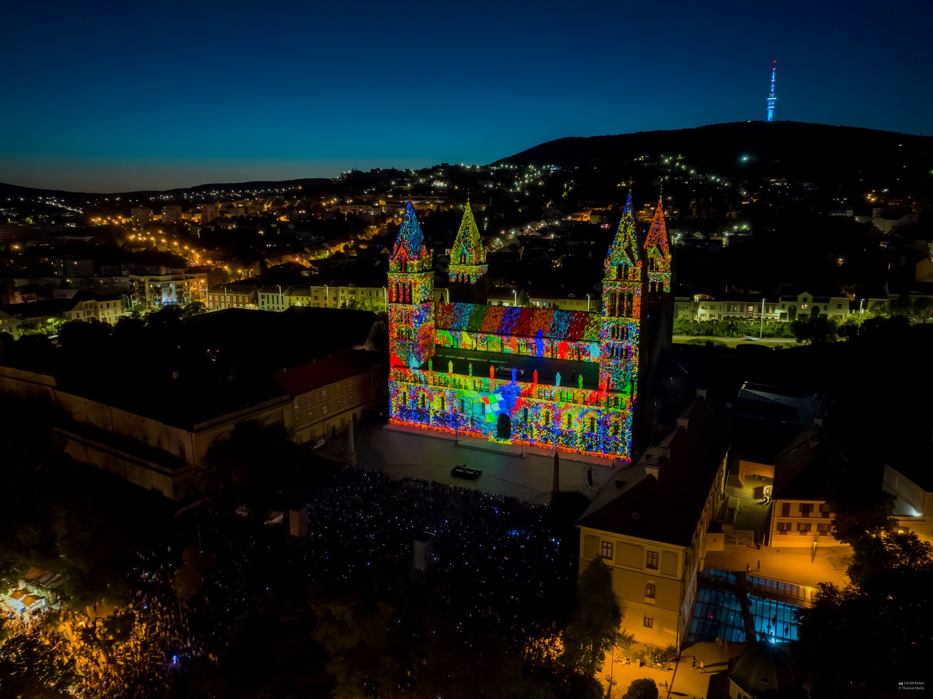 2_Zsolnay Light Art